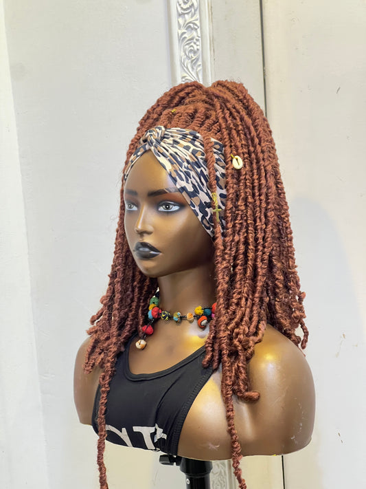 Chestnut sibling chic fit in leopard skin